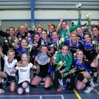 De dames van ZVBB promoveerden dit jaar naar de eerste divisie.